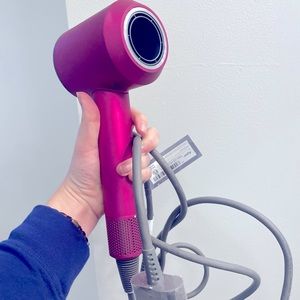 Dyson hair dryer / blow dryer